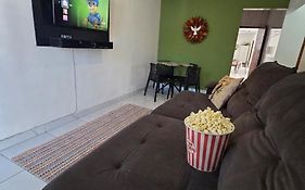 Casa nova e confortável próxima ao Santuário